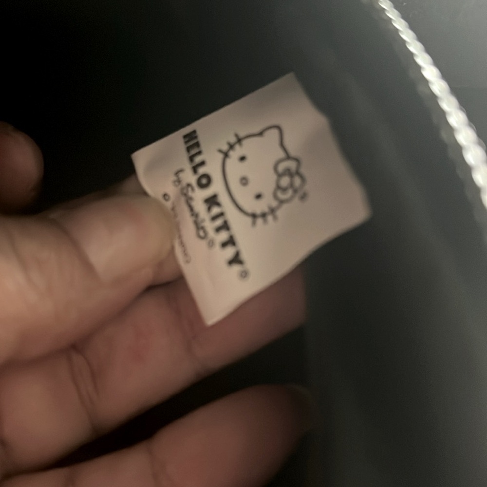 NWOt Hello Kitty White Cosmetic Bag - Picture 7 of 7